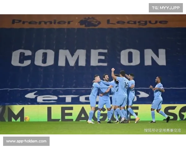 都灵边路传中战术失效,卡利亚里五后卫奏效 都灵边路传中战术失效,卡利亚里五后卫奏效