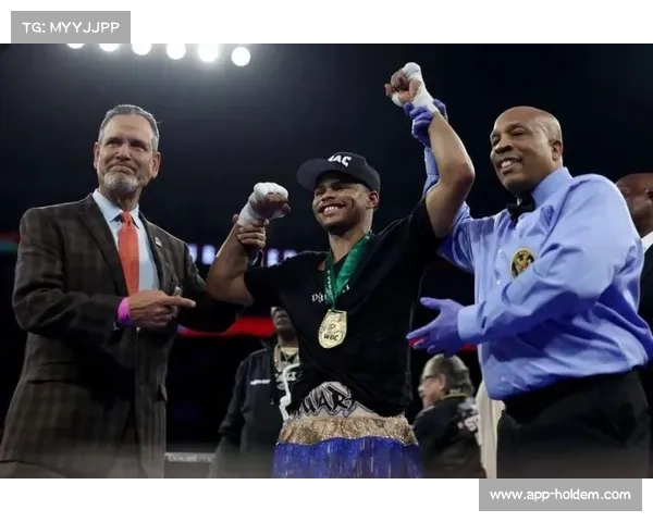 轻量级新秀帕根本地作战保持14战全胜,WBO排名第11位 轻量级新秀帕根本地作战保持14战全胜,WBO排名第11位